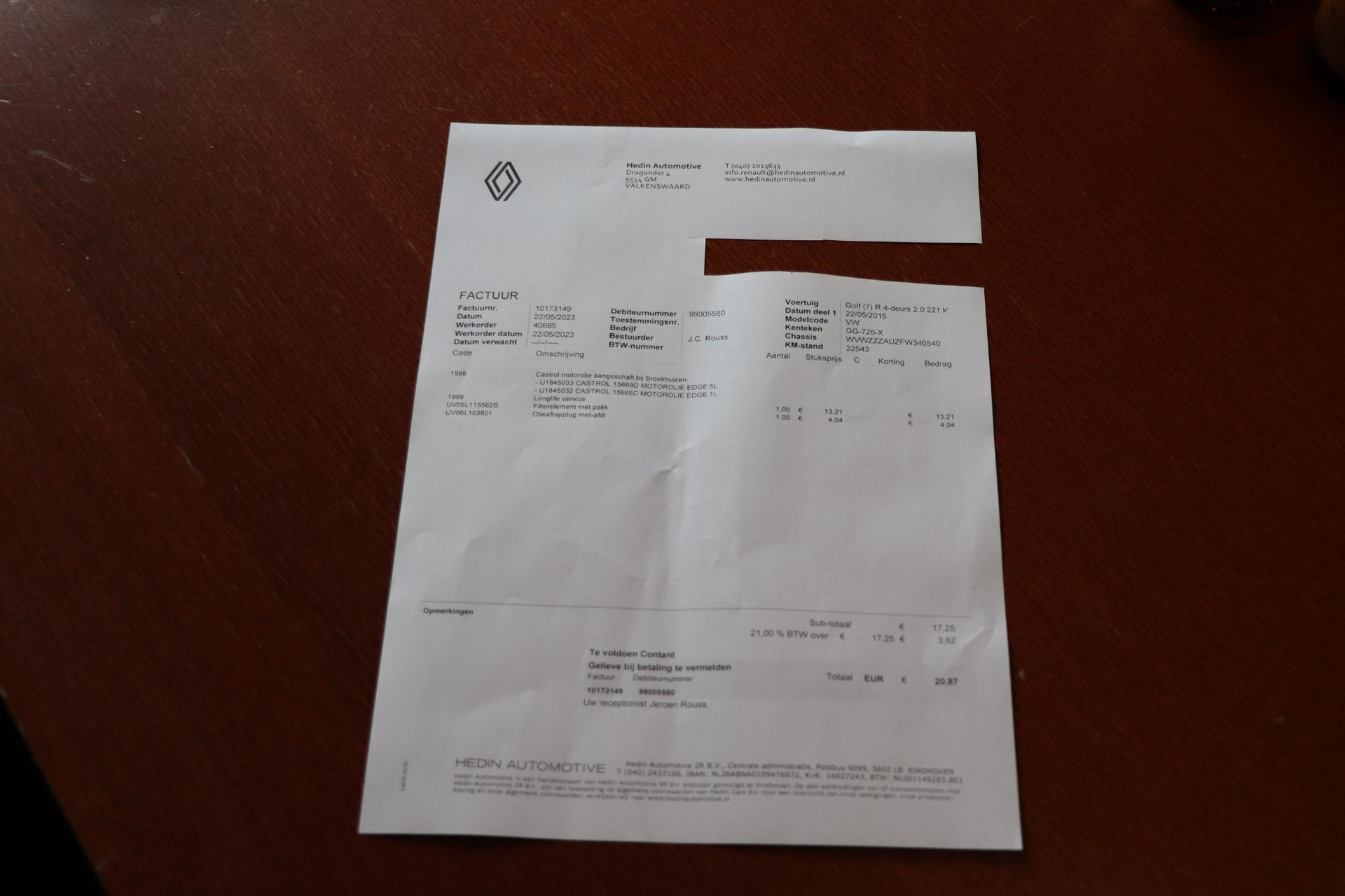 42507130-115.jpg