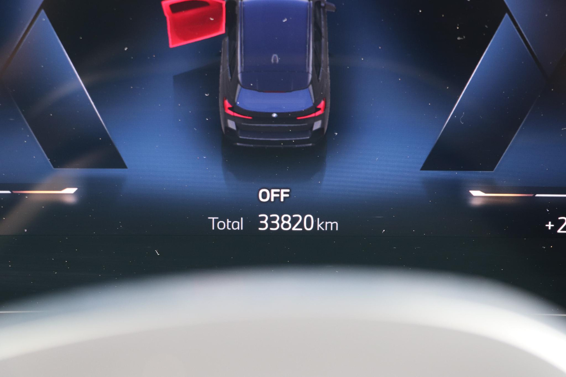 45358571-49.jpg