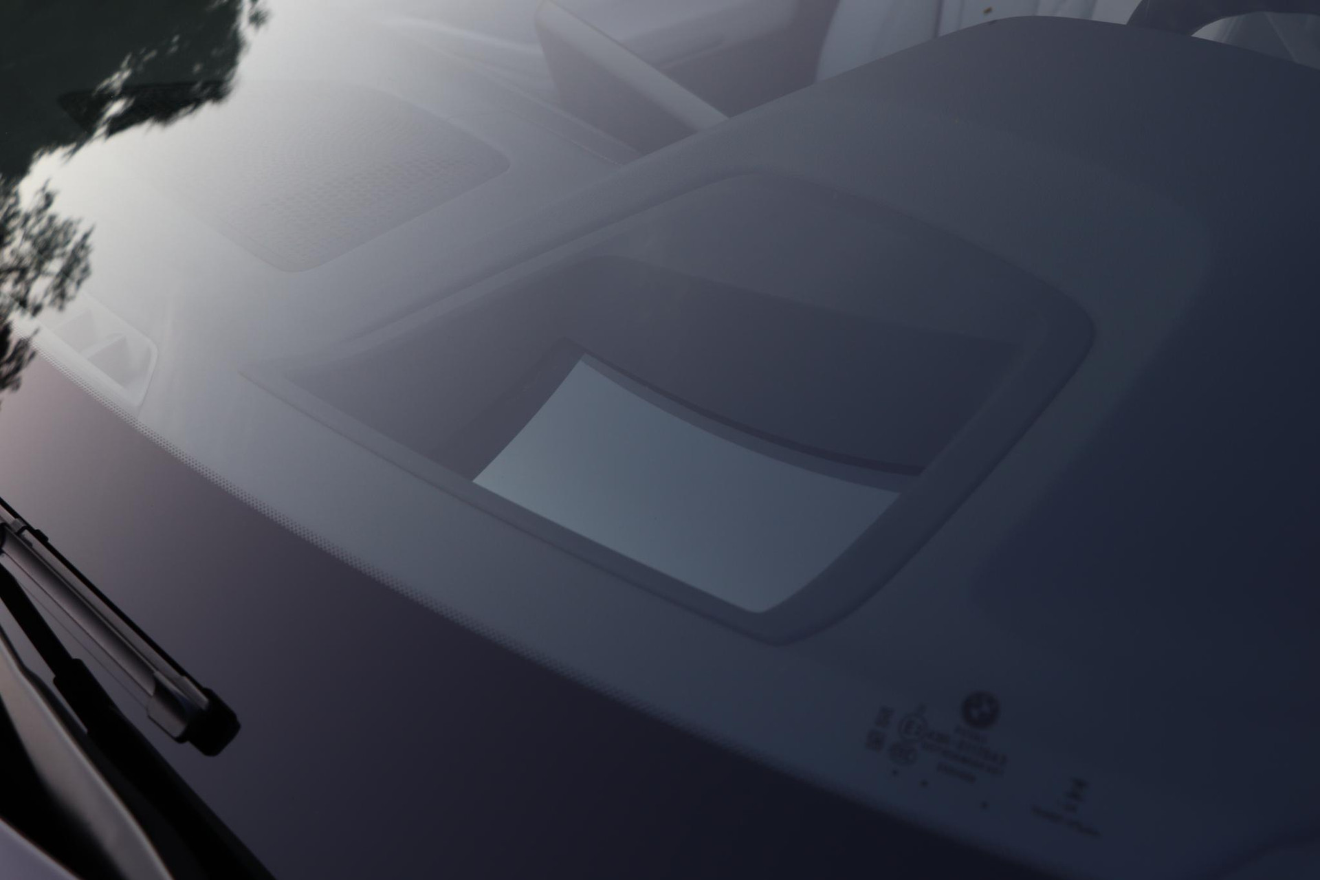 45639258-26.jpg