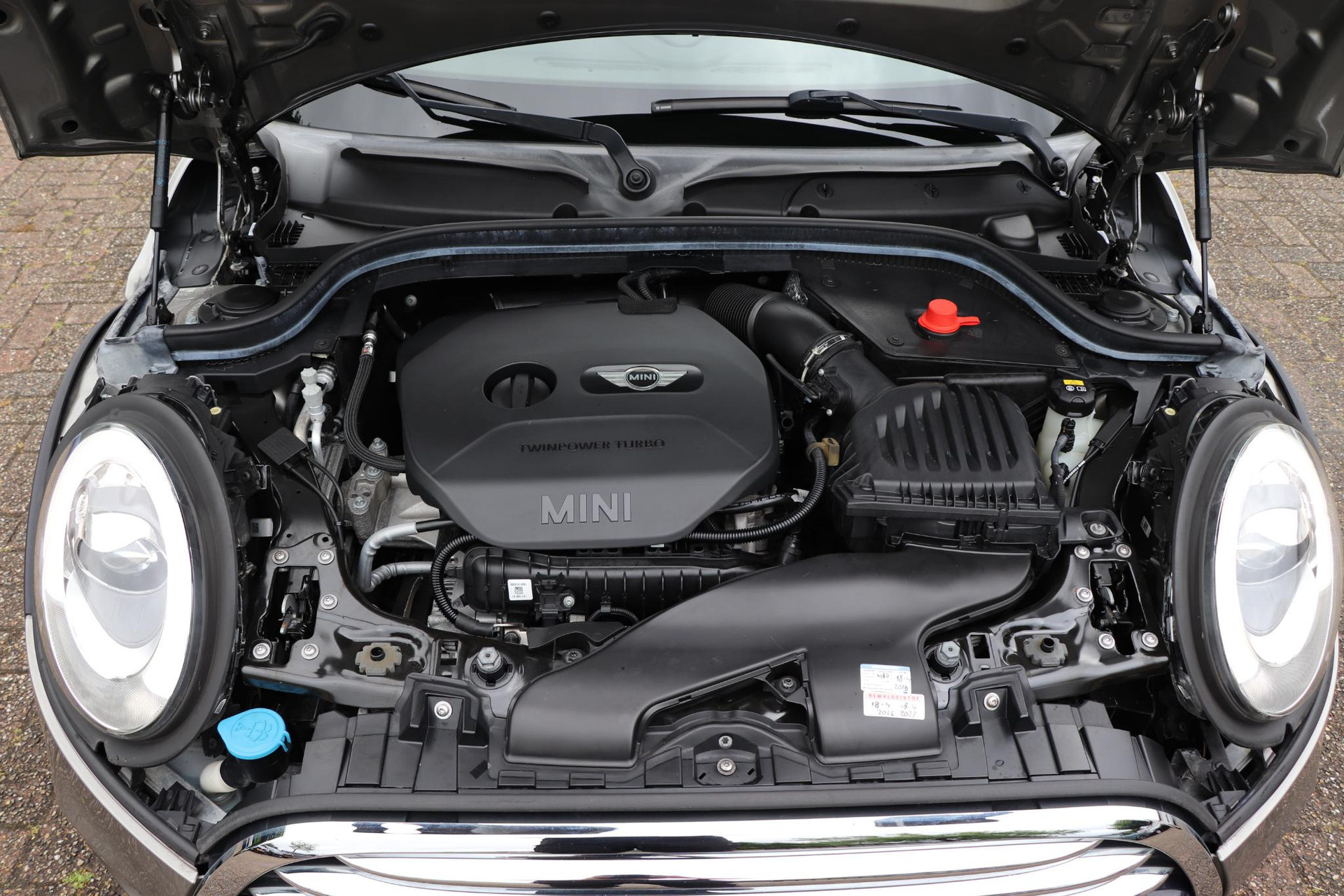 45957642-24.jpg