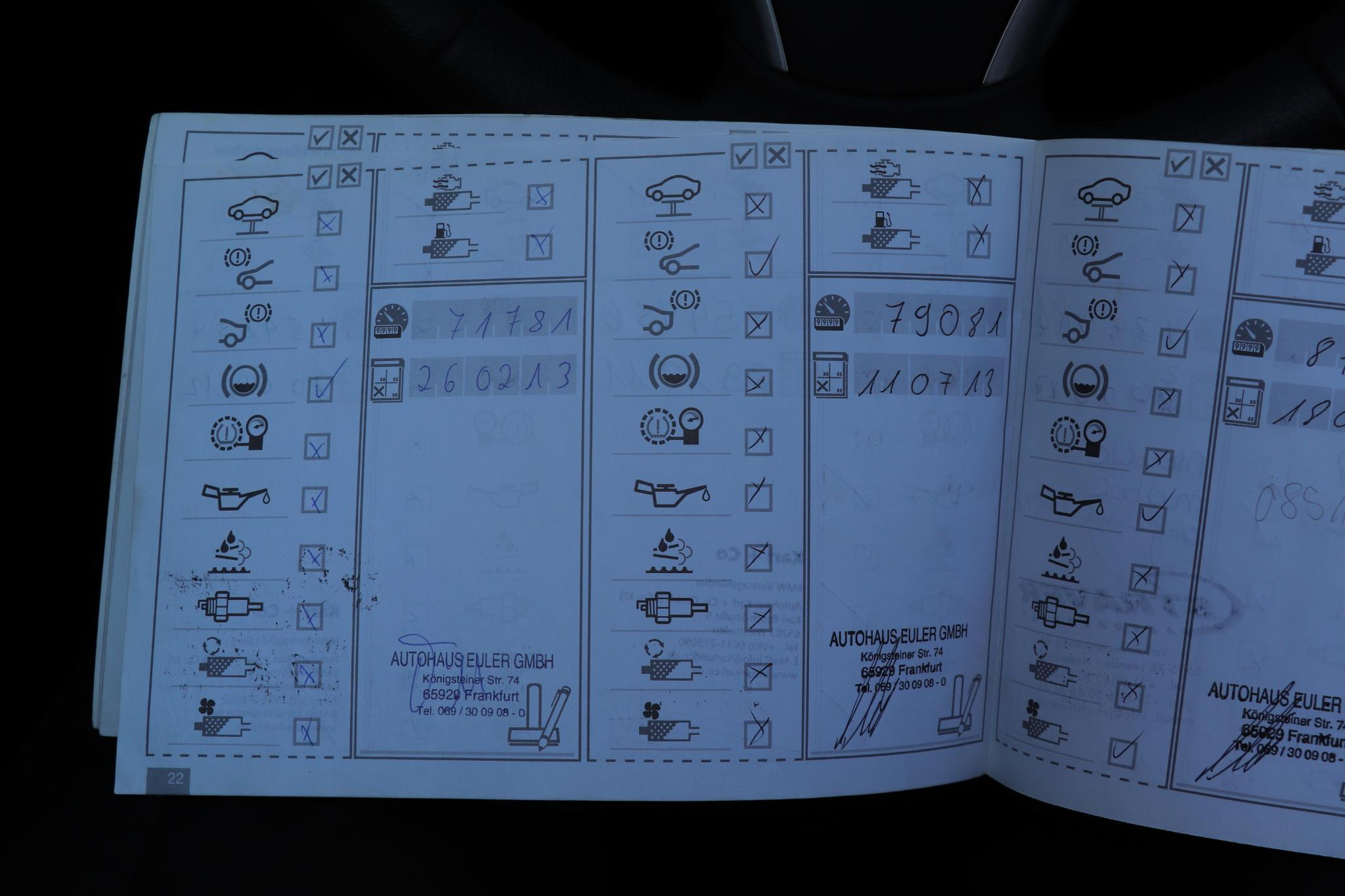46468729-55.jpg