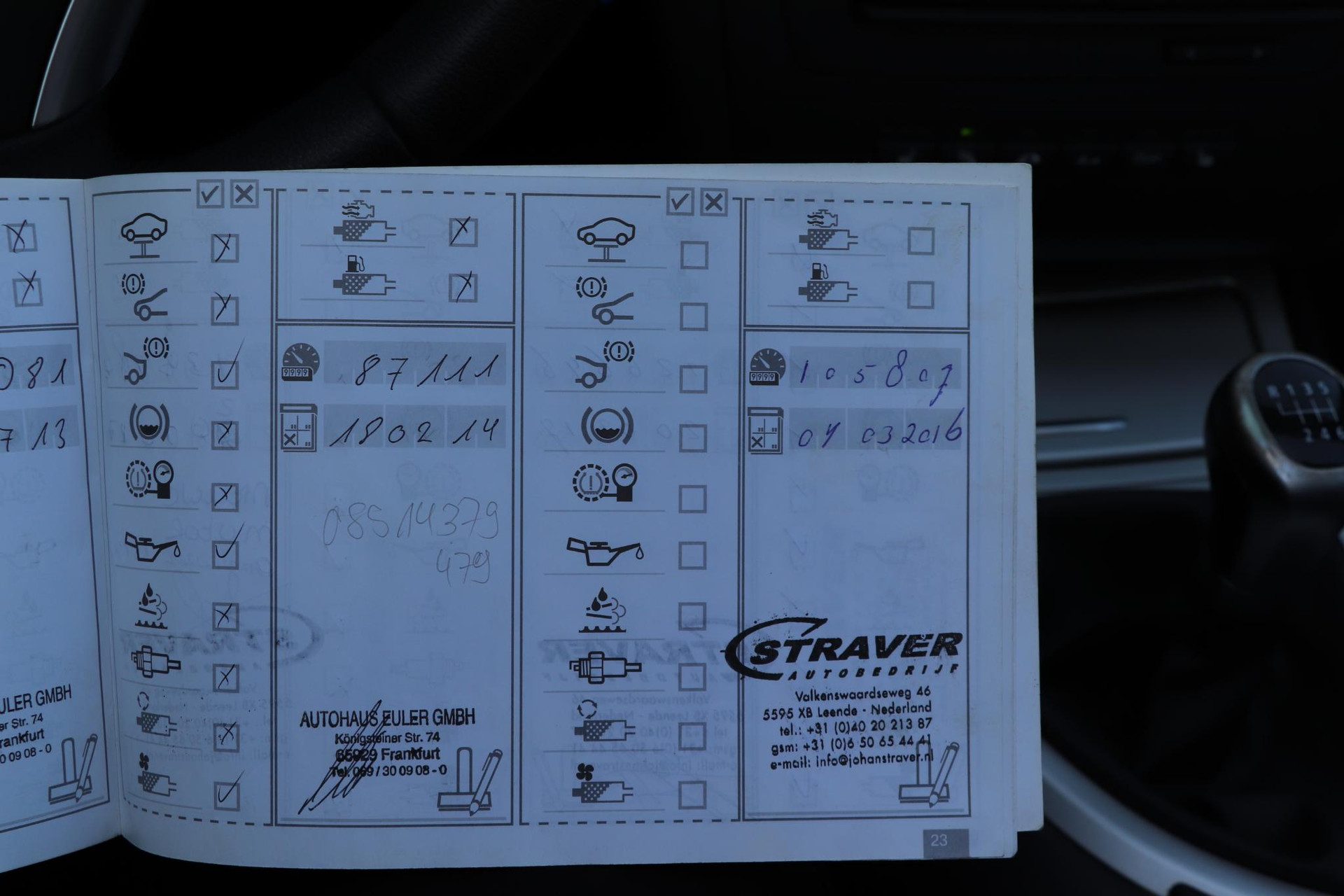 46468729-56.jpg