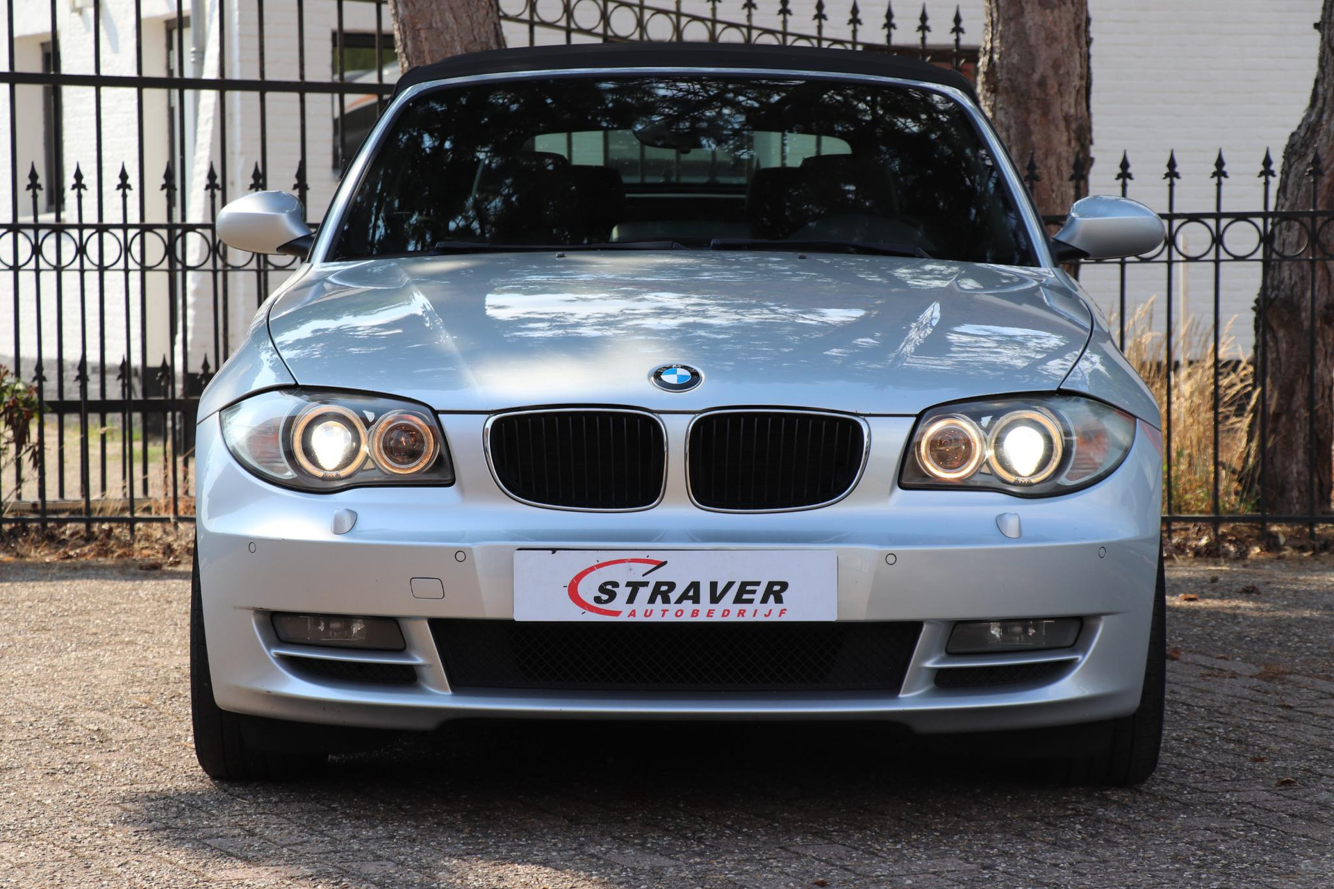 46468729-7.jpg