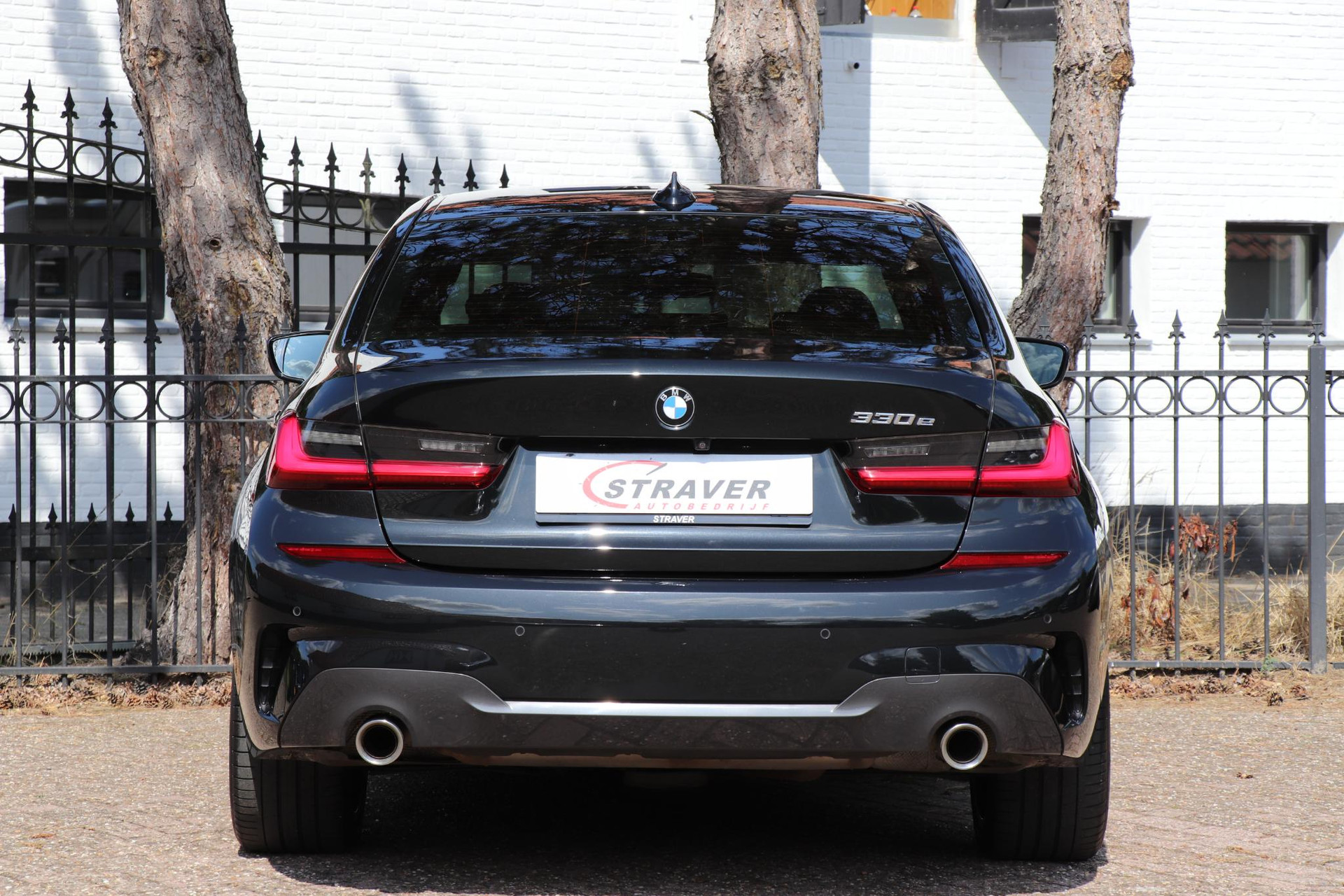 46841329-3.jpg