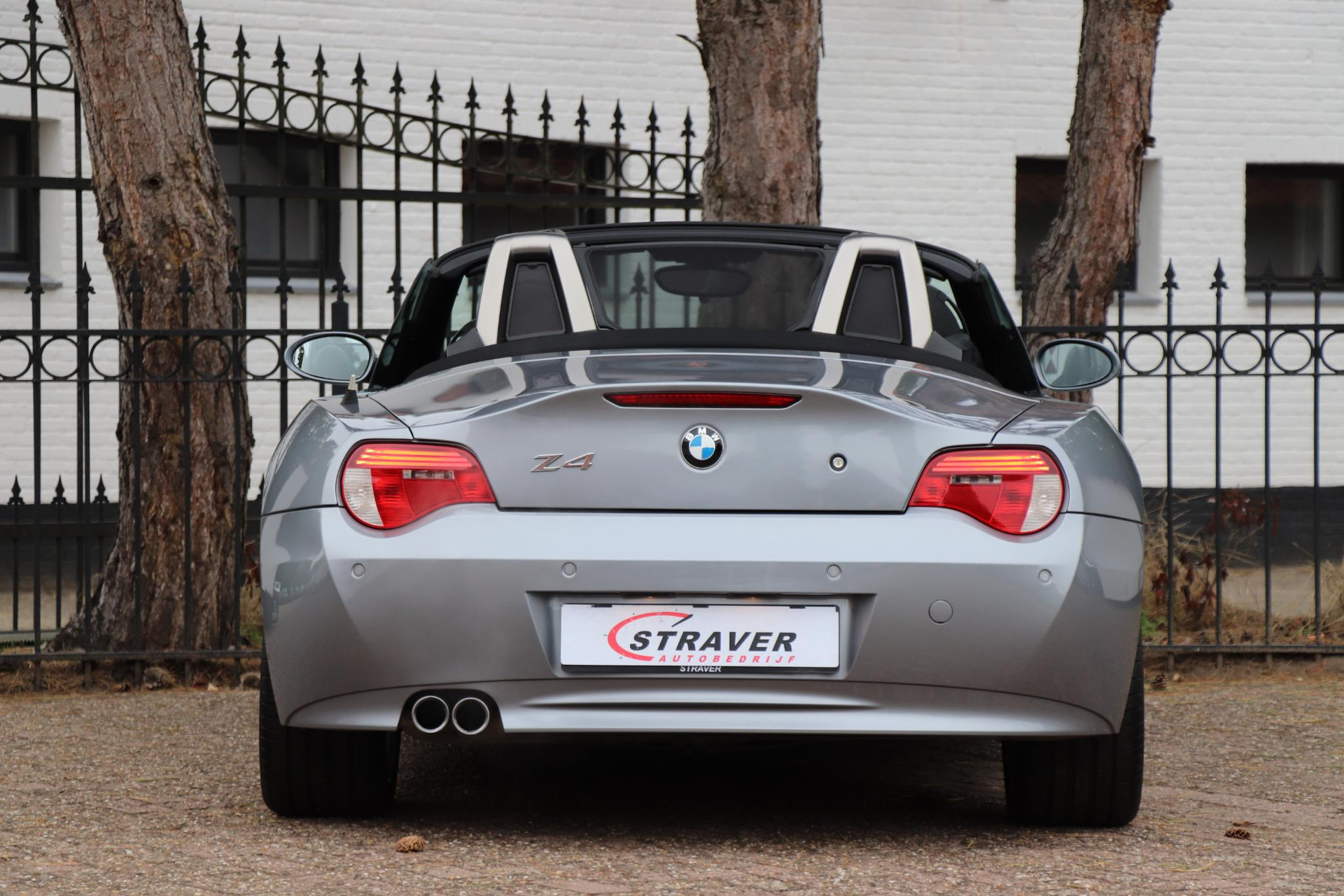 47713528-3.jpg
