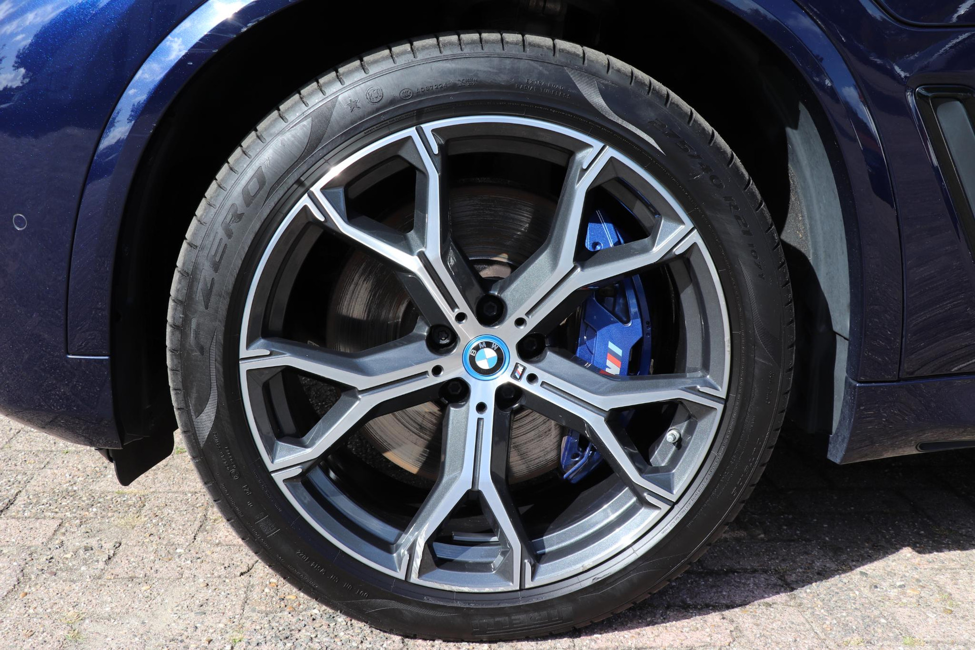 47713971-24.jpg