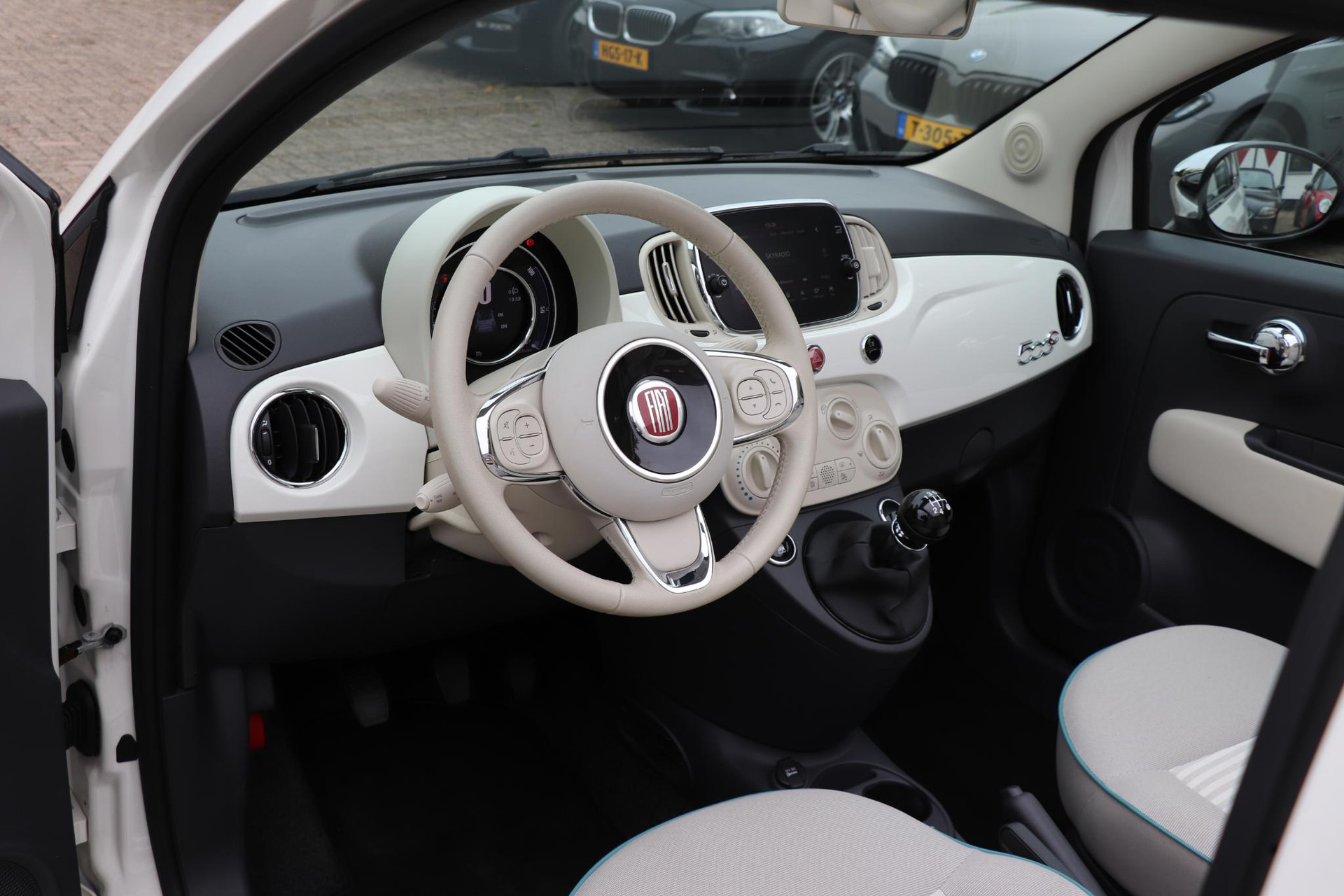 48491392-9.jpg