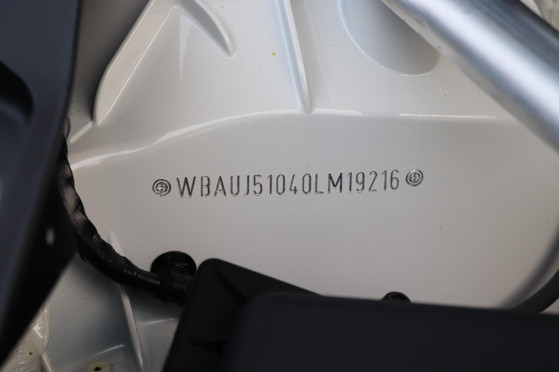 48528985-29.jpg